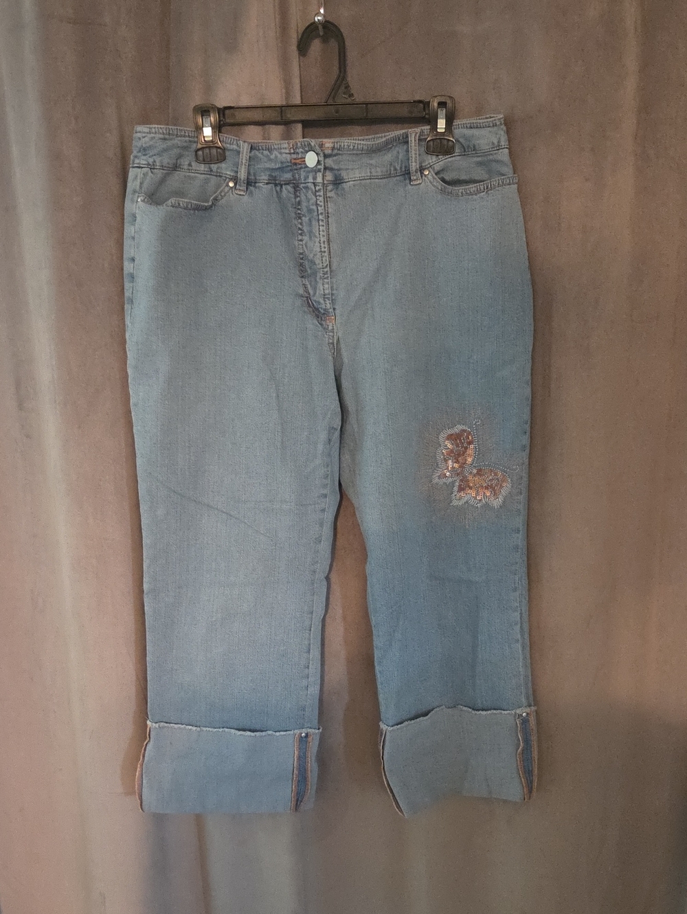 JEANNE PIERRE Size 16 (Small)Light Blue Cropped Jeans with Butterfly Embroidery